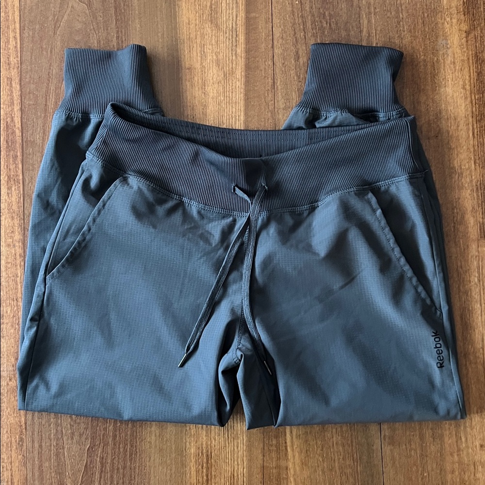 Women’s Reebok Joggers - Picture 4 of 9